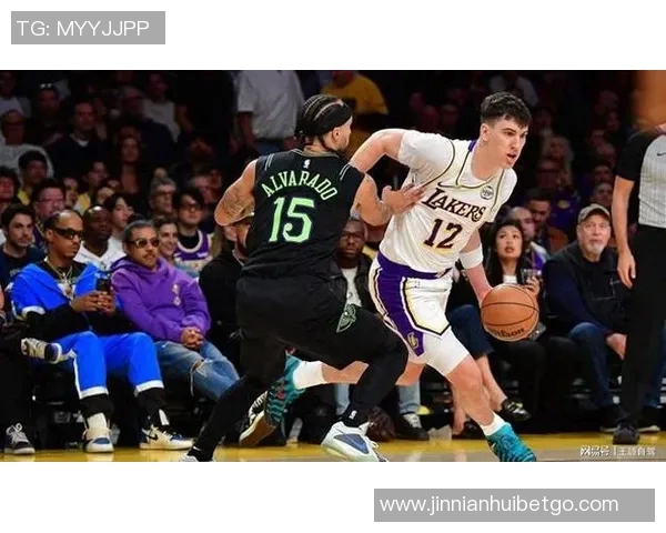 费尔斯奎因双星闪耀带队胜利雷诺高效表现助力球队奋勇争先